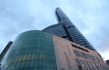 Zdjęcie główne ogłoszenia 3pok, 106met, Sky Tower KOMÓRKA / GARAŻ / WINDA / 2013 (Wrocław)