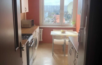 Zdjęcie główne ogłoszenia 2pok, 49met, Okolice Strzegomskiej BALKON/PIWNICA/WINDA (Wrocław)