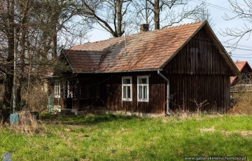 Zdjęcie główne ogłoszenia Drewniany dom do odrestaurowania w miejsc. Pawęzów