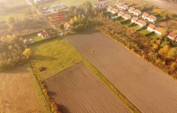 Zdjęcie główne ogłoszenia pod dom lub usługi z mediami i MPZP, Wspólna