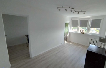 Zdjęcie główne ogłoszenia 2pok, 33met, Okolice Borowskiej BALKON/WINDA/2016 (Wrocław)