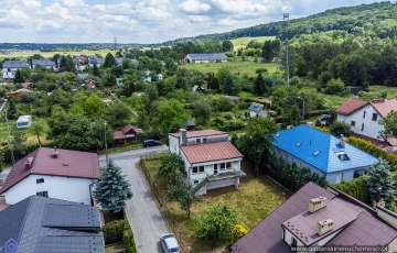 Zdjęcie główne ogłoszenia Oryginalny dom w świetnej lokalizacji - do remontu