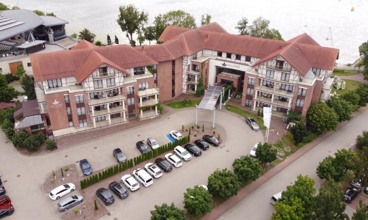 Apartament w 5* hotelu nad jeziorem w Ostródzie | Zdjęcie główne