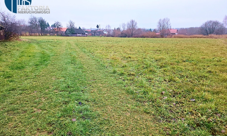 Działka pod budowę domu w Krynkach, MPZP | Zdjęcie główne