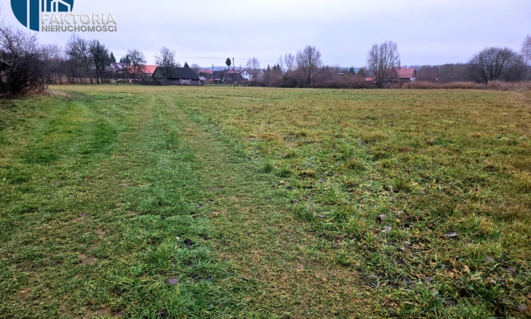 Atrakcyjna działka w Krynkach, pod budowę domu | Zdjęcie główne