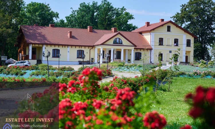 Zabytkowy Dwór - Bieszczady | Zdjęcie główne